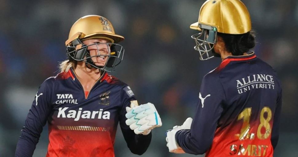 mandhana.jpg