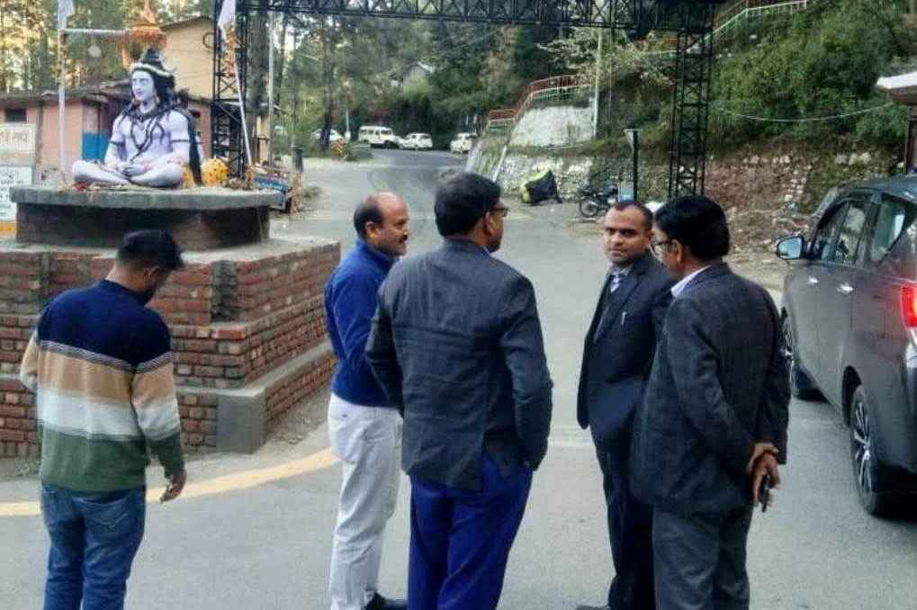 Nagar Palika New Tehri and DM Tehri