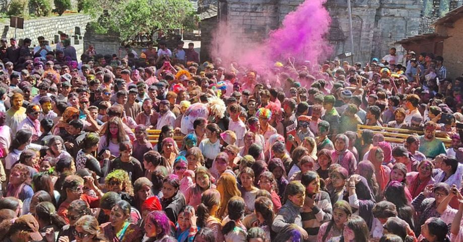 holi-s.jpg