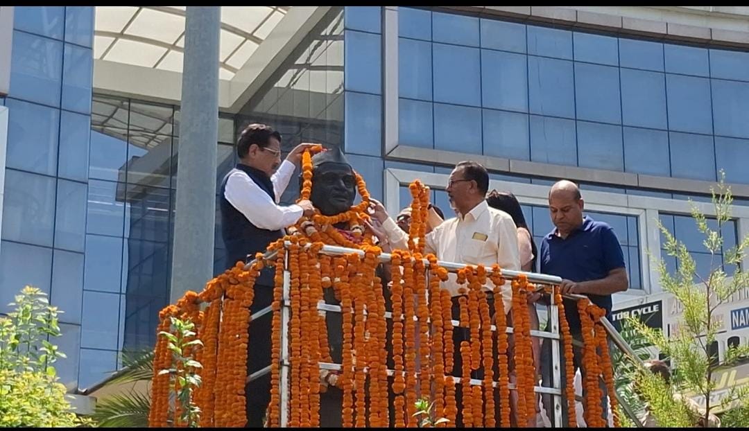 WhatsApp Image 2025-04-25 at 22.33.53