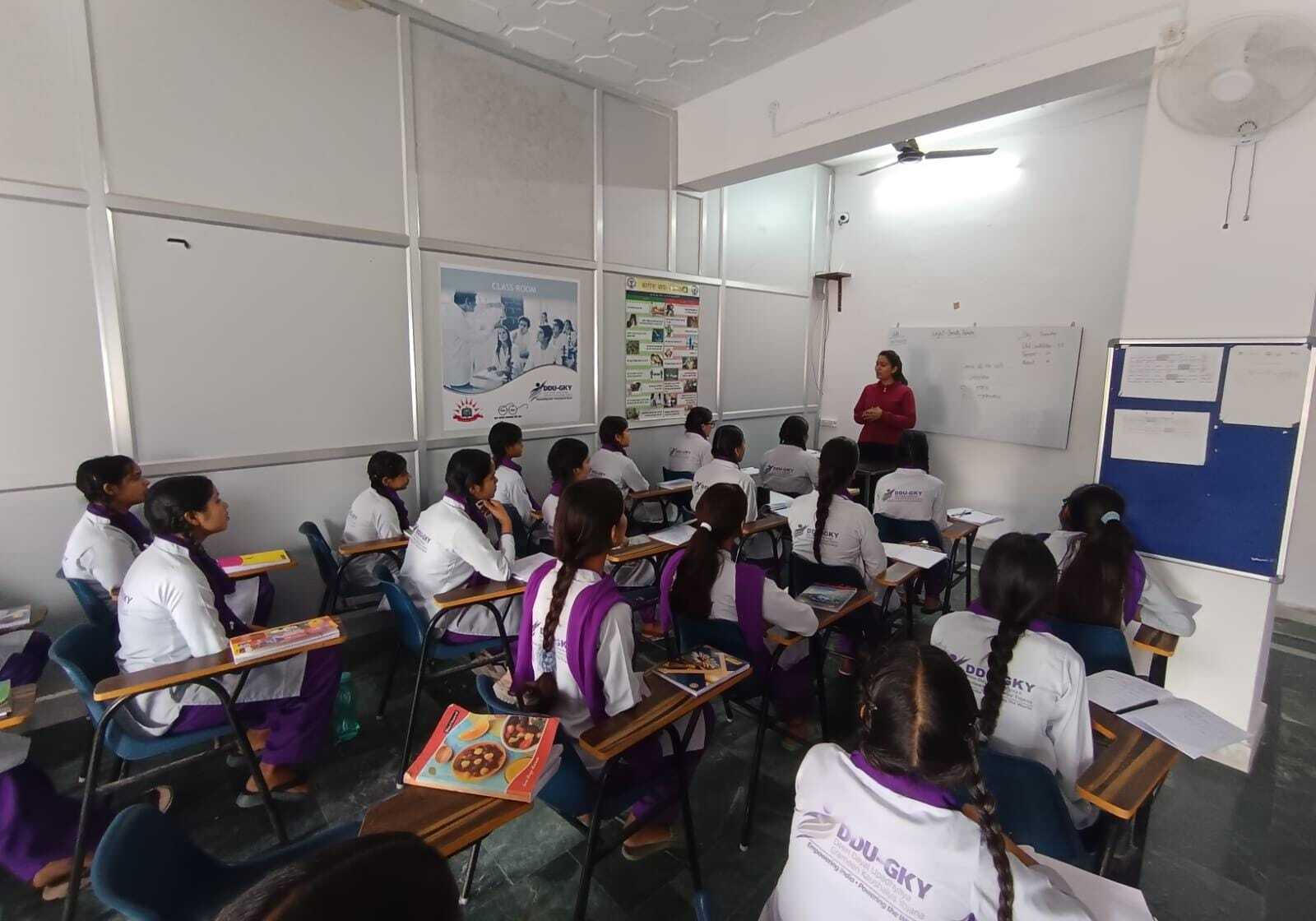 WhatsApp Image 2025-04-27 at 22.47.54